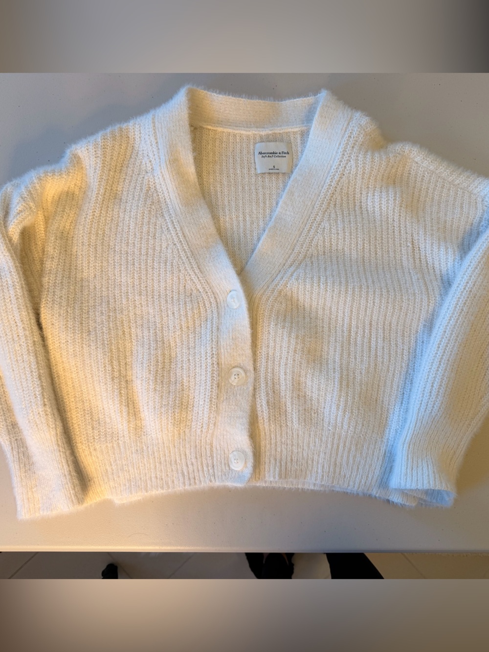 Abercrombie & Fitch Soft Knit Ivory Cardigan Sweater | Size Small